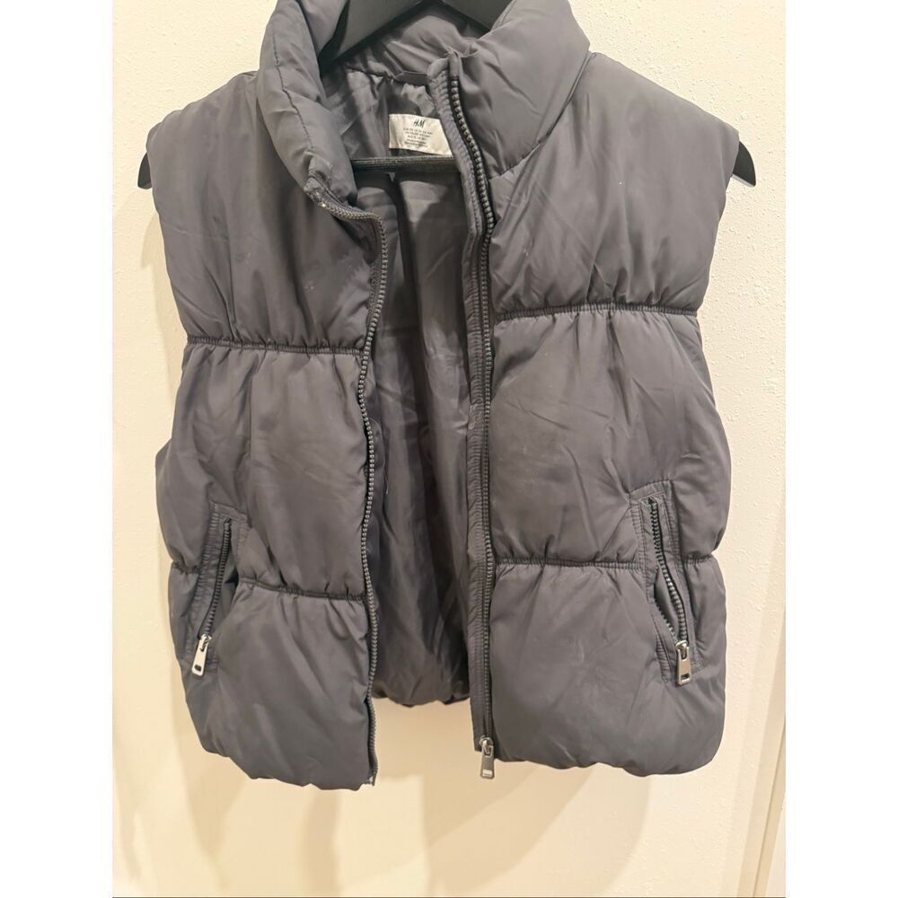 H&M Women's Sleeveless Stand Up Collar Cropped Puffer Vest Black Size XL